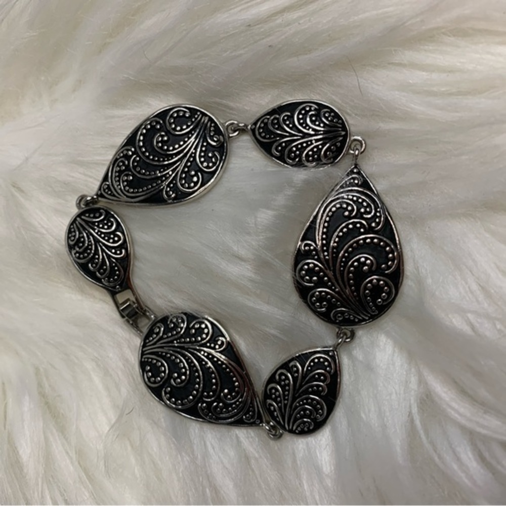 Bellagio Retired Lia Sophia Bracelet 2006